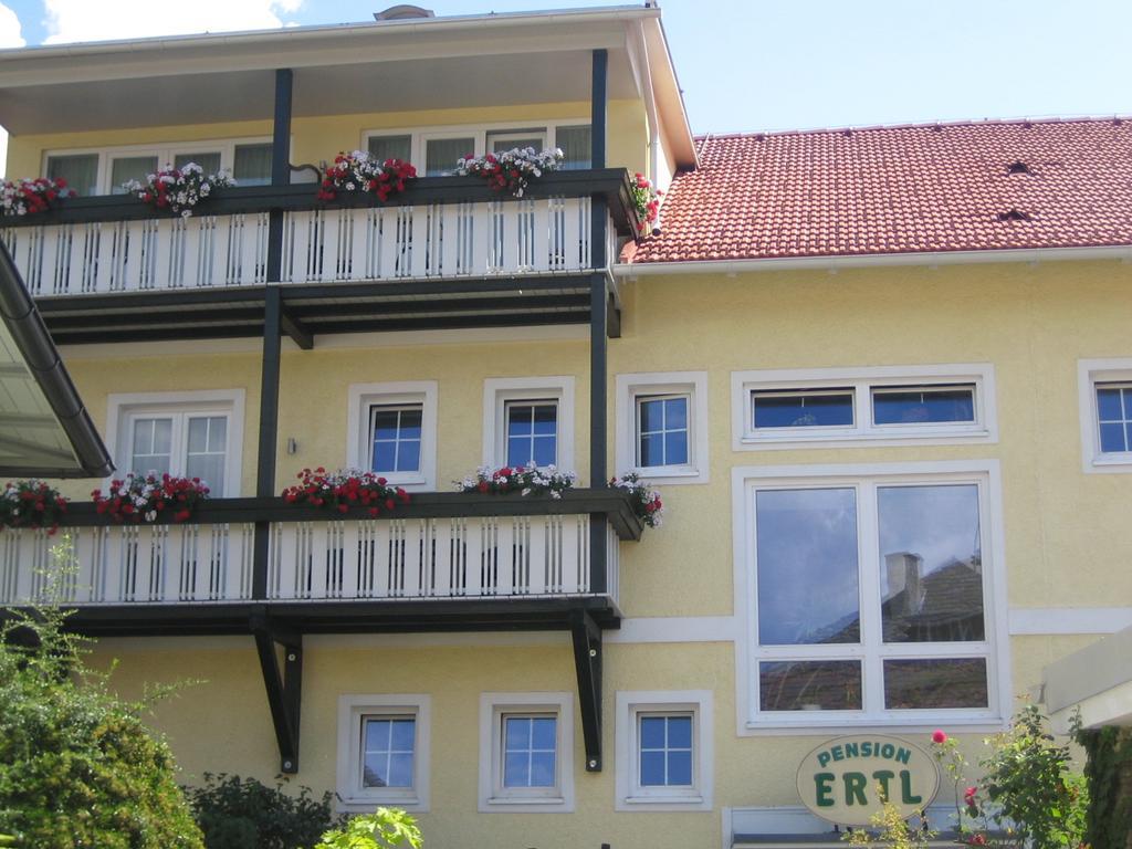 Pension & Apartments Ertl Seeboden Exterior photo