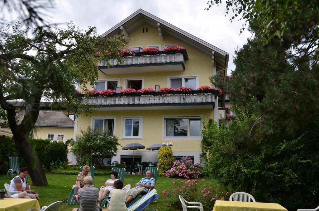 Pension & Apartments Ertl Seeboden Exterior photo
